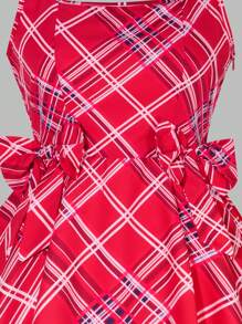 SHEIN Vestido suelto de princesa con cintura ceñida, estilo británico dulce, de cuadros rojos, cuello cuadrado y sin mangas, para uso diario [Conjunto a juego de mamá e hija, se vende por separado]