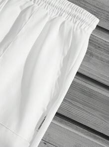 Manfinity Homme Plus Size Men's Solid Color Drawstring Waist Pocket Loose Shorts - White - View 3