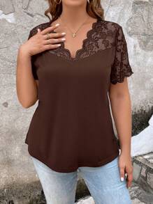 EMERY ROSE Plus Summer Women Contrast Lace Scallop Trim Tee - Coffee Brown - View 5
