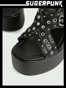 Sugerpunk Zwarte sandalen met klinknagels en sleehak voor dames
