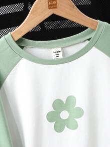 SHEIN Leap Crew Teen Girl Gray Green White,Flower Print,Round Neck Contrast Color Raglan Sleeves, Casual T-Shirt,Oversize - Mint Green - View 5