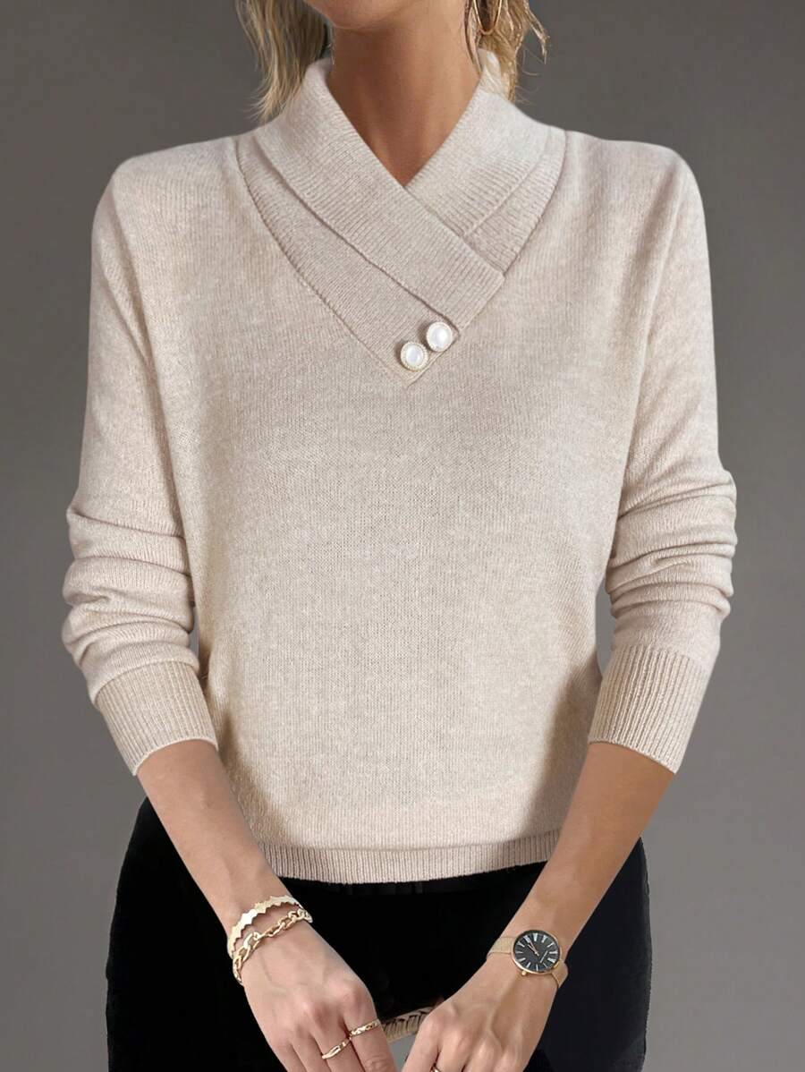 Chiquease 女士纯色长袖V领不对称菱形纽扣装饰套头针织毛衣，春秋冬款 - 杏色 - 查看 1