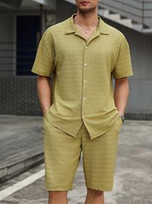 Manfinity Homme Men's Solid Color Button Front Short Sleeve Top And Shorts Set - Khaki - View 3