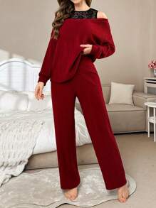 Conjunto de pijama con encaje, parche, hombro descubierto y tejido de waffle cómodo