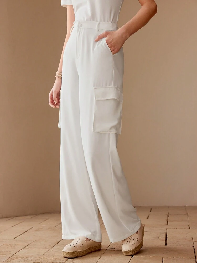 PATCHED POCKET STRAIGHT LEG PANTS