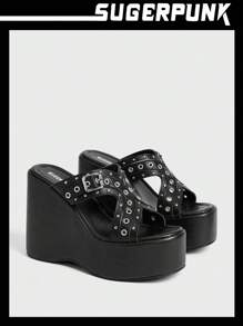 Sugerpunk Zwarte sandalen met klinknagels en sleehak voor dames