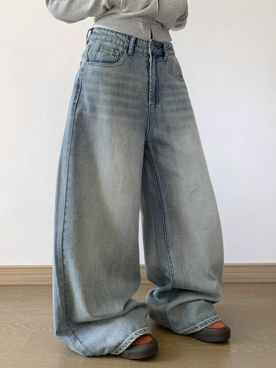 DAZY Jeans casuales rectos de mujer con bolsillo y botones en la parte delantera