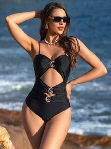 SHEIN Swim Damski, bardzo elastyczny, czarny, z wycięciem z przodu i dekoracją z muszli, jednoczęściowy kostium kąpielowy, na letnie wakacje