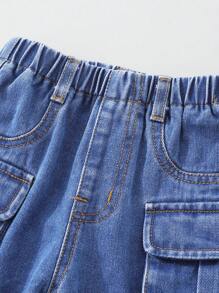 Denimly 中性婴儿都市街头休闲日常时尚全年必备多口袋宽腿牛仔裤，全松紧腰带和前纽扣闭合。前口袋和侧翻盖贴袋。 - 中等水洗藍 - 查看 6