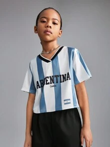 SHEIN Camiseta informal de manga corta con cuello en V, estampado de letras y rayas, para niñas preadolescentes en primavera/verano