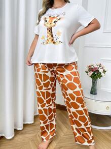 Plus Size Women Giraffe Cartoon Print Round Neck Short Sleeve Top & Pants Pajama Set - Multicolor - View 3