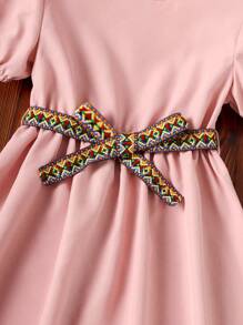 SHEIN Tween Girls Puff Sleeve Geometric Belt Cinched Waist A-Line Dress