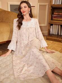 PalaceNights Vintage Ditsy Floral Loose Long Sleeve Lace Patchwork Maxi Nightgown Babydoll Luxe Loungewear, Vacation
