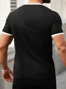 Manfinity Homme Men's Solid Color Splicing V-Neck Short Sleeve Letter Print Minimalist T-Shirt - Black - View 2