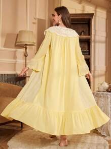 复古宫廷风刺绣女士吊带睡裙睡袍套装，适合假日、秋冬季节穿着