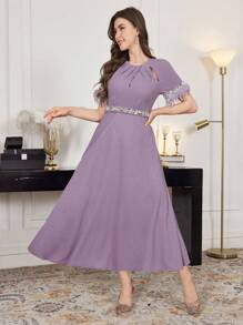 Modelyn 优雅奢华珍珠刺绣拼布女式连衣裙，青春洋溢