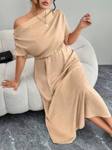Modelyn 大码女式纯色不对称领休闲连衣裙 - 卡其色 - 查看 5