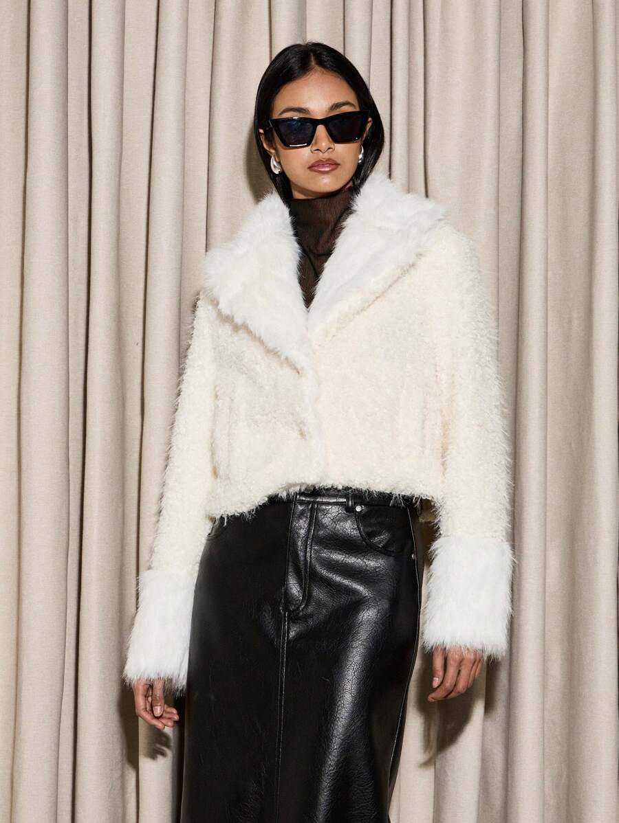 AiiRZ 奢华人造毛皮冬季大衣毛绒纹理毛绒夹克蓬松长袖保暖时尚个性单品晚会外套 - 白色 - 查看 1