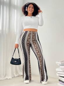 SHEIN EZwear Pantalones acampanados de talla grande con estampado retro a color block