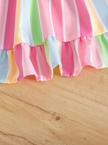 SHEIN Vintaside Kids 女婴彩色条纹荷叶边下摆纽扣前背心裙，可爱时尚，适合夏季