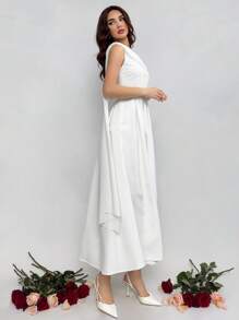 Aloruh 情人节白色不对称领口无袖收腰褶皱中长连衣裙（女款） - 白色 - 查看 5