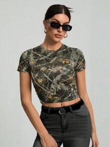 SHEIN Tall 军绿色枯枝迷彩落叶复古街头风印花休闲紧身潮牌短袖上衣T恤