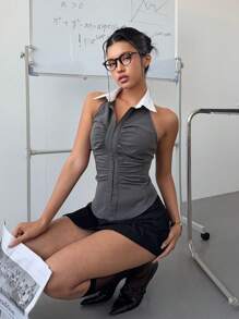 SHEIN Essnce 女式露背衬衫 - 女式条纹办公衬衫，高知风格女式上衣，撞色领子，胸前褶皱衬衫 - 灰色 - 查看 4