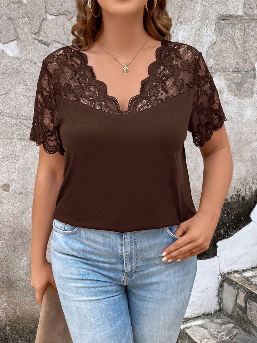 EMERY ROSE Plus Summer Women Contrast Lace Scallop Trim Tee - Coffee Brown - View 1