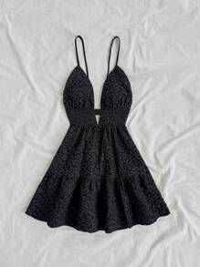 Soleia 性感细肩带 V 领 A 字形露背迷你连衣裙，简约而时尚 - 黑色 - 查看 4