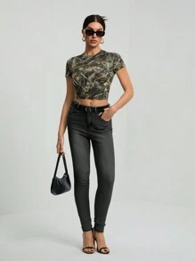 SHEIN Tall 军绿色枯枝迷彩落叶复古街头风印花休闲紧身潮牌短袖上衣T恤