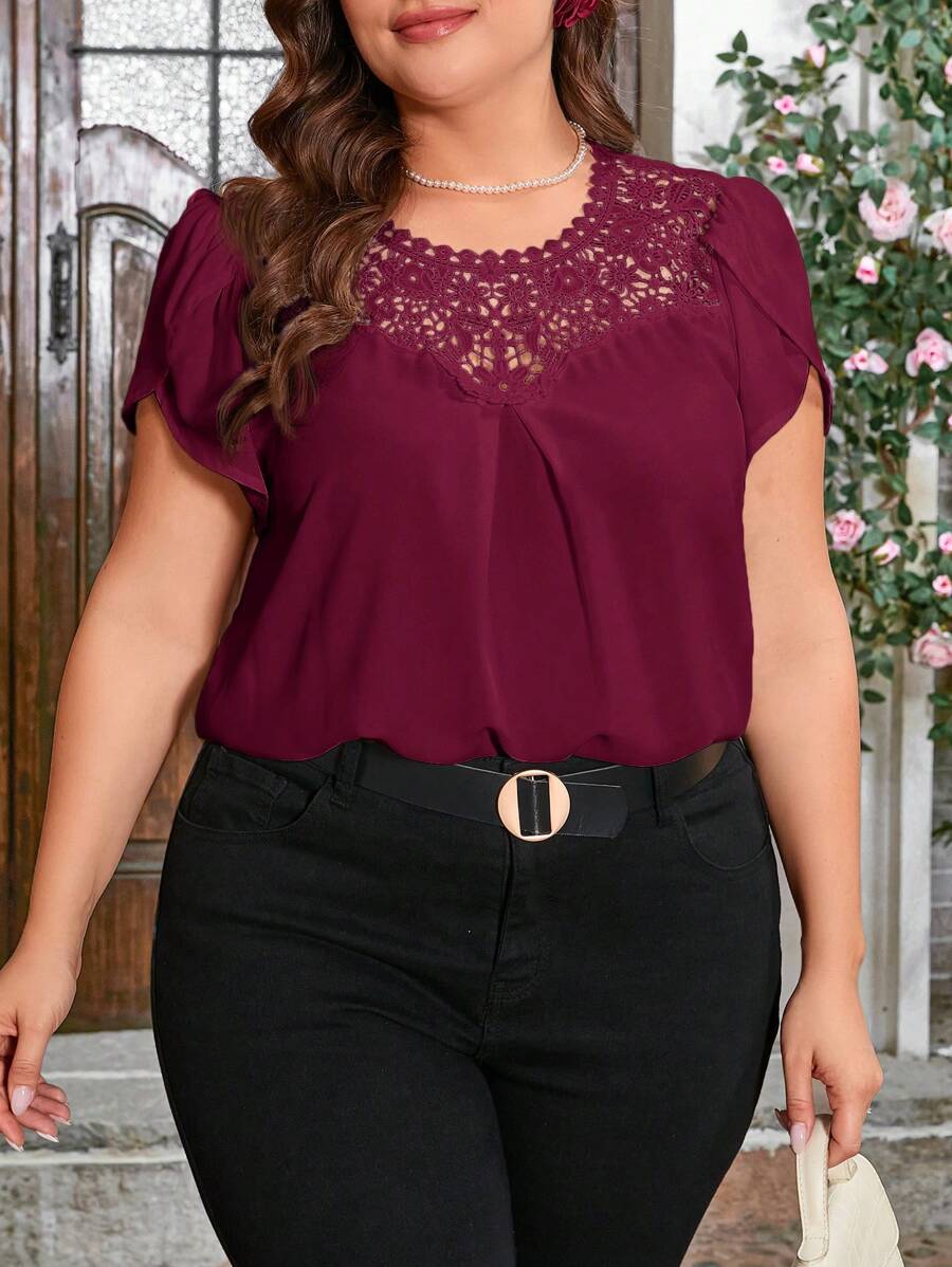 Reflora Plus Size Solid Color Lace Patchwork Short Sleeve Casual Shirt - Rose Red - View 1