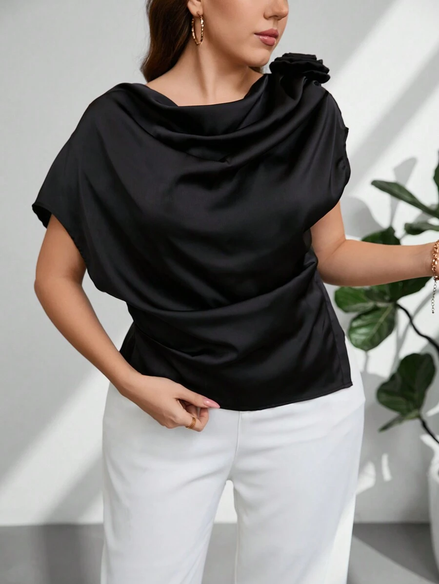 SHEIN Privé 大码女士优雅浪漫简约蝴蝶领露肩短袖衬衫，适合通勤和约会，春夏季 - 黑色 - 查看 1