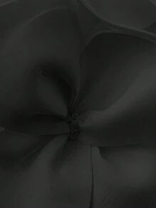 Chiquease 标准尺寸女式系带无袖罗纹针织短款上衣，带花卉装饰 - 黑色 - 查看 4
