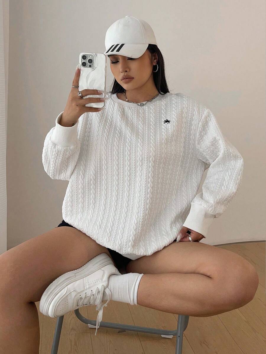 Flirla Plus Size Women's Knight Print Long Sleeve Loose Fit Sweatshirt