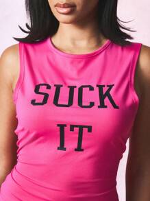 SUMWON WOMEN Y2K 风格俏皮标语背心无袖短款上衣修身夏季节日俱乐部派对街头服饰个性文字图形印花休闲基本款 - 玫紅色 - 查看 4