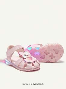 Cozy Pixies Sandalias rosas para niñas con decoración en forma de conejo y corazón, zapatos versátiles y lindos con luz