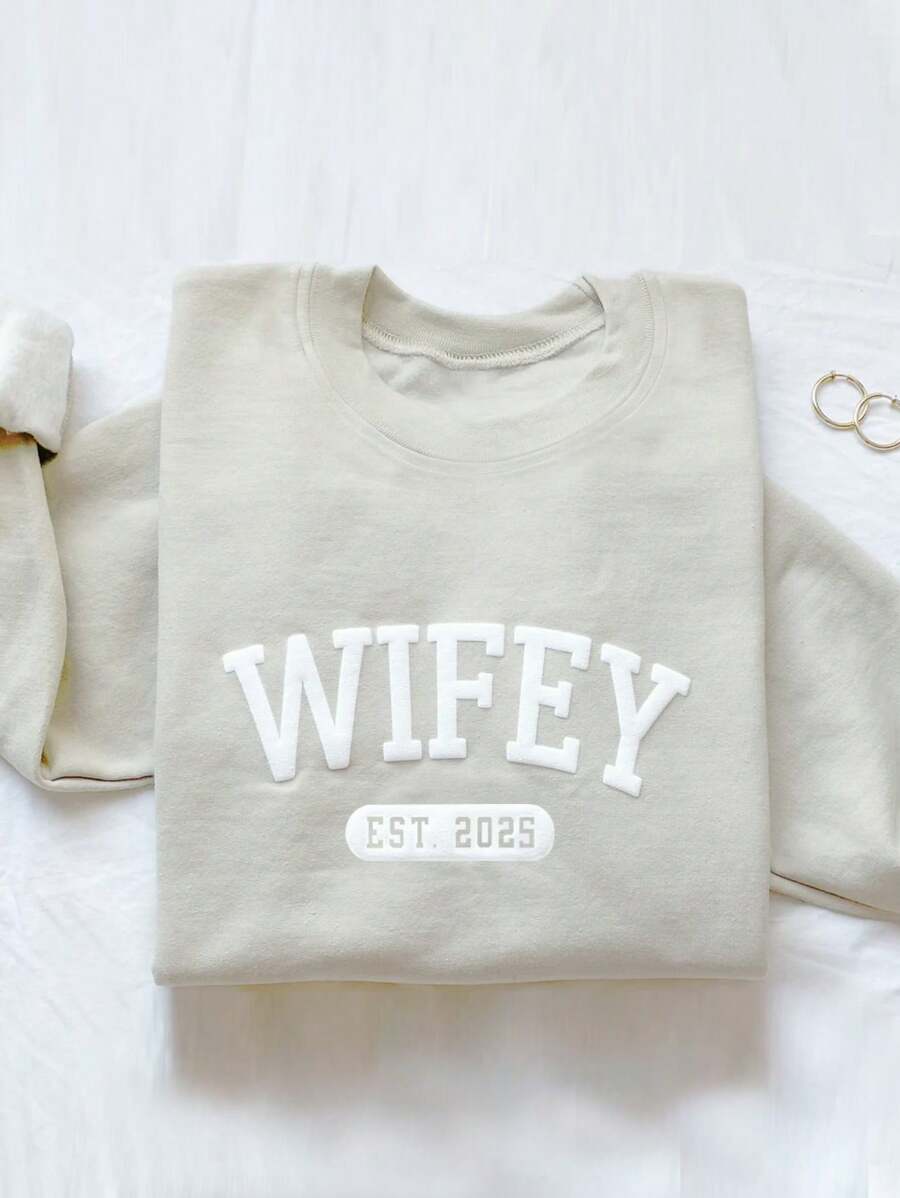 INAWLY Personalized Wife Sweatshirt, Wedding Gift, Bride Gift, Unique Newlywed Sweatshirt, Slogan Fleece Crew Neck Graphic Sweatshirt For Women,Teacher,Back To School Pullover Fall