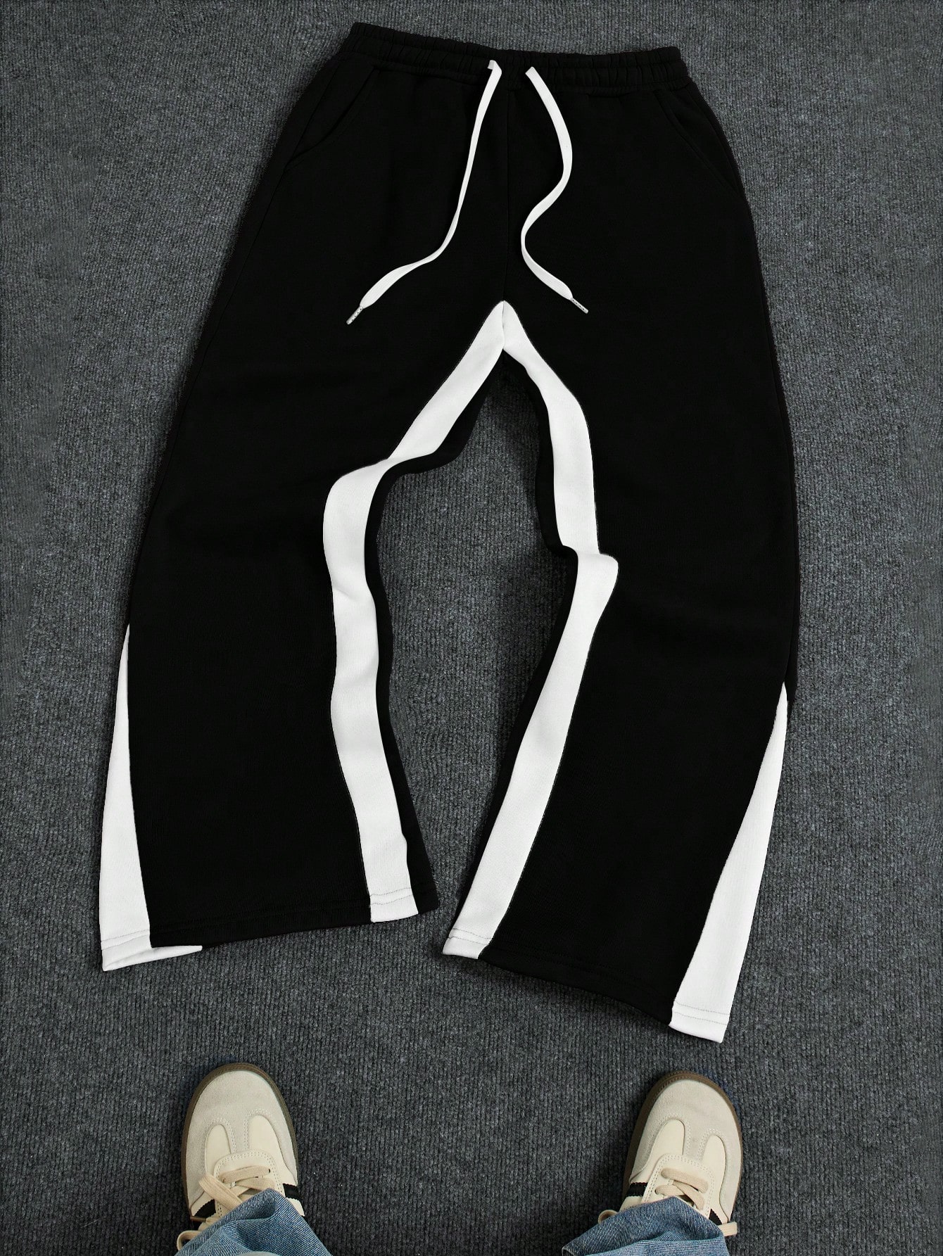 Manfinity Dauomo Men's Black And White Colorblock Sweatpants Contrast Drawstring Waist Pants