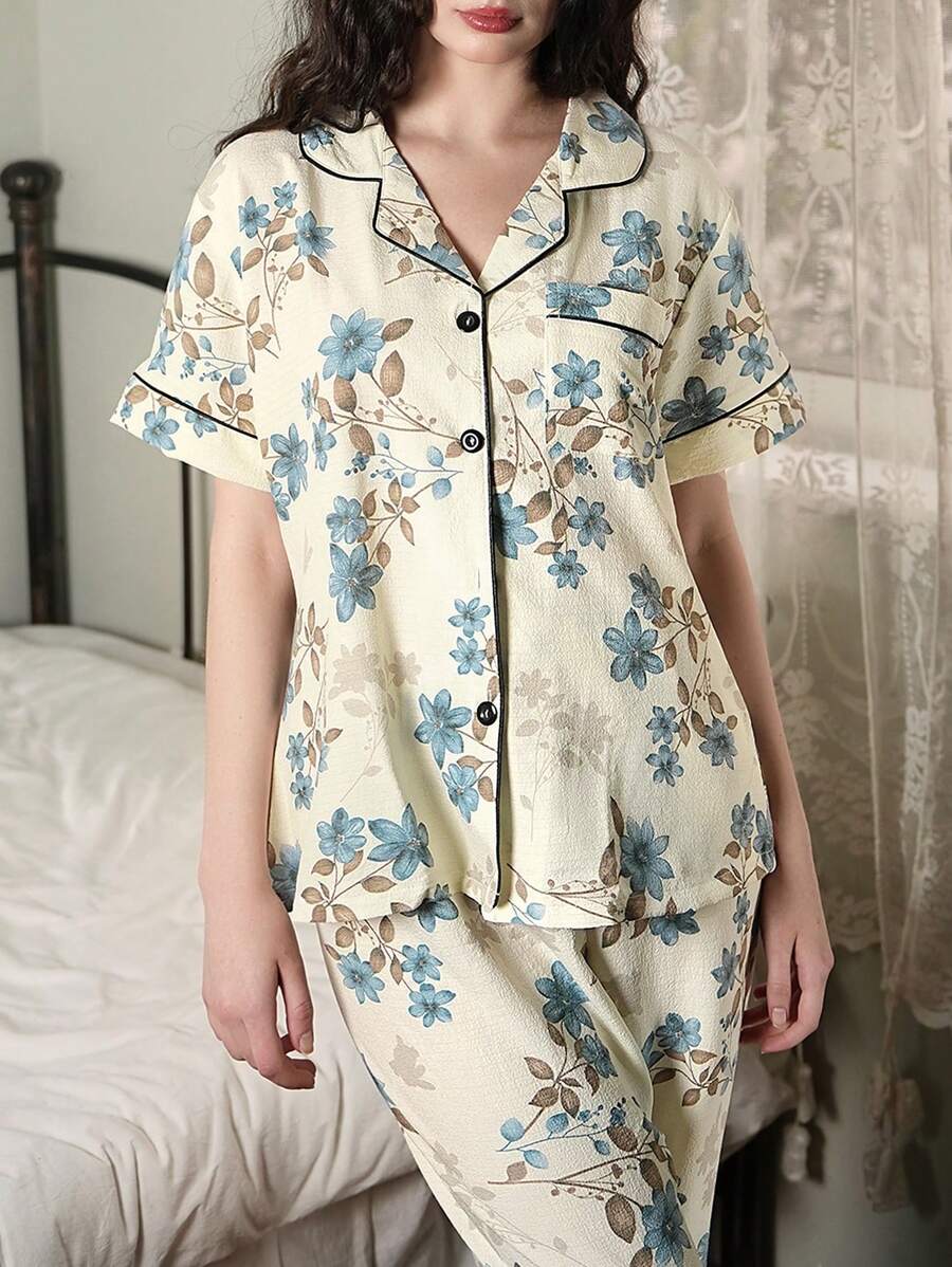 女式花卉印花翻领口袋短袖和长裤睡衣套装 - 彩色 - 查看 1