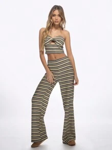 MISSGUIDED 条纹钩针两件套 短款上衣 喇叭裤套装 节日海滩 夏季波西米亚风套装 喇叭裤套装 - 彩色 - 查看 1