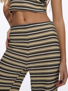 MISSGUIDED 条纹钩针两件套 短款上衣 喇叭裤套装 节日海滩 夏季波西米亚风套装 喇叭裤套装 - 彩色 - 查看 3