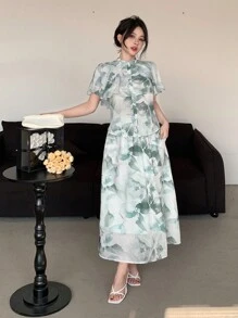 DAZY 女士 2 件套花卉印花荷叶边袖衬衫，配 A 字裙和腰带