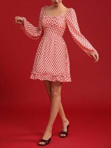 Aveloria 意大利浪漫方领束腰几何印花长袖荷叶边下摆拼布荷叶边中长连衣裙