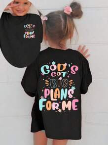SHEIN Camiseta de manga corta veraniega para niña casual y linda con estampado floral y texto de lema colorido