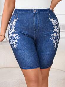 SHEIN Clasi Plus Size Summer Fashionable Simple Fitted Denim Effect Shorts