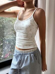 SHEIN EZwear Top de tirantes de mujer con estampado floral ditsy de arándano, con protección UV y termorregulación para el verano