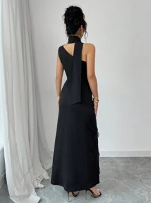Elenzga Contrast Color Block Sequined Floral Decor Asymmetric Neck Long Dress - Black - View 2