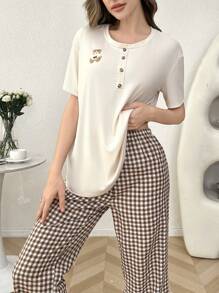 2pcs Women Bear Embroidered Crew Neck Half-Button Short Sleeve Plaid Pants Pajamas Set