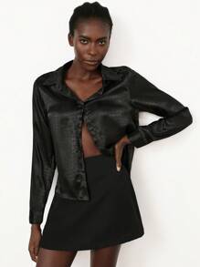 SHEIN Privé Bộ 2 áo sơ mi cổ bẻ họa tiết tối giản thanh lịch và váy satin cho nữ, trang phục công sở sang trọng - màu đen - Xem 5