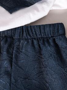 SHEIN 2 件套男童休闲缎面无袖中国风竹叶印花纽扣西装套装，适合 4-7 岁，适合春夏季 - 藏蓝色 - 查看 8